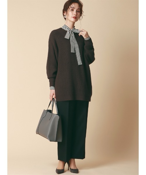 SUIT SQUARE(スーツスクエア)の「オーバーサイズVネックニット 長袖 ハンドウォッシュ アクリルウール 無地(ニット/セーター・レディース・キャメル/アイボリー/ダークブラウン・38(9号))」の15枚目の写真