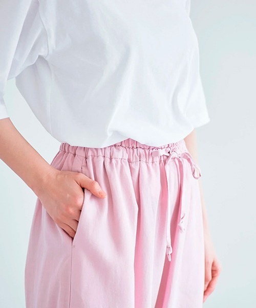 ata(アタ)の「ata pants 2. / テンセルリネン 裾絞りパンツ(その他パンツ・レディース・アイボリー/ピンク/ブラック・MEDIUM)」の12枚目の写真