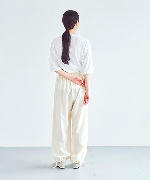 ata(アタ)の「ata pants 2. / テンセルリネン 裾絞りパンツ(その他パンツ・レディース・アイボリー/ピンク/ブラック・MEDIUM)」の5枚目の写真