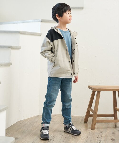 ikka(イッカ)の「裏メッシュ胸切り替えマウンテンパーカー(110~160cm)(マウンテンパーカー・キッズ・ベージュ/ライム・S/M/L/XL/XS)」の6枚目の写真