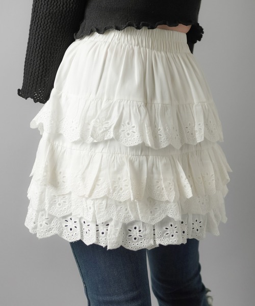 SPINNS（スピンズ）の「レースティアードミニスカート/スカパン/インナーパンツ付き（スカート・レディース・ホワイト/ブラック/アイボリー・ONESIZE）」の8枚目の写真