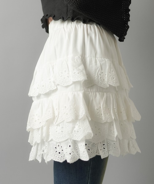SPINNS（スピンズ）の「レースティアードミニスカート/スカパン/インナーパンツ付き（スカート・レディース・ホワイト/ブラック/アイボリー・ONESIZE）」の7枚目の写真