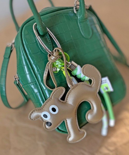 NOLITA LABORATORY（ノリータラボラトリー）の「【 NOLITA / ノリータ 】レザータイプ ワンコのマスコット ロープストラップチャーム カラビナ付き バッグチャーム キーリング キーホルダー（チャーム・レディース・ブラック/オレンジ/ゴールド・FREE）」の7枚目の写真