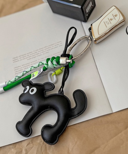 NOLITA LABORATORY（ノリータラボラトリー）の「【 NOLITA / ノリータ 】レザータイプ ワンコのマスコット ロープストラップチャーム カラビナ付き バッグチャーム キーリング キーホルダー（チャーム・レディース・ブラック/オレンジ/ゴールド・FREE）」の11枚目の写真