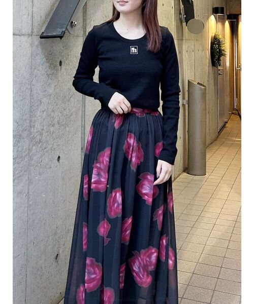 MURUA（ムルーア）の「【WEB・一部店舗限定】ニュアンスフラワープリントスカート（スカート・レディース・ブラック/グレー・FREE）」の21枚目の写真