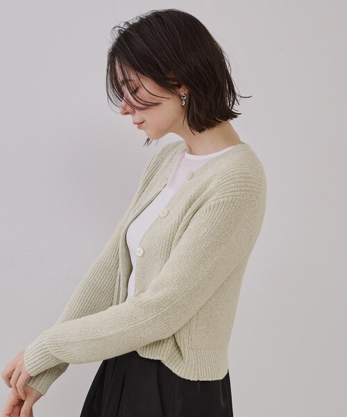 OPAQUE.CLIP（オペークドットクリップ）の「ラメヤーンニットカーディガン【洗濯機洗い可】（カーディガン/ボレロ・レディース・ブルー系5/シルバー系5/ゴールド系5・38/42/40）」の7枚目の写真