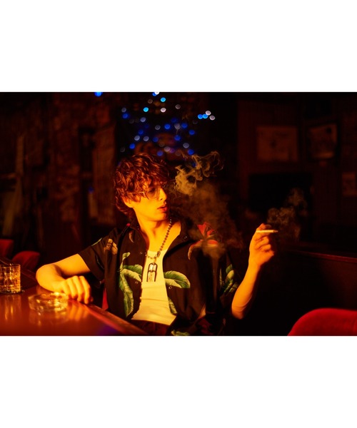 glamb（グラム）の「TIME TRAVELER Reversible Shirt (GEAR 004) / タイムトラベラーリバーシブルシャツ（シャツ/ブラウス・メンズ・ブルー/ブラック・S/M/L）」の4枚目の写真