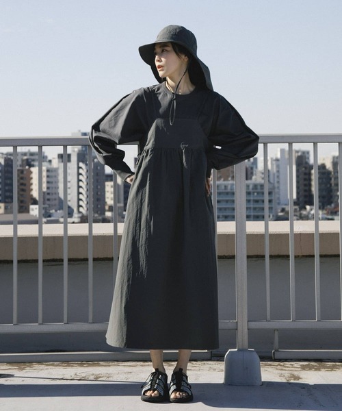 EKAL（エカル）の「『撥水/UVカット/UR TECH』ナイロンタッサーキャミワンピース（ワンピース・レディース・グレー/ベージュ系その他・ONE）」の17枚目の写真