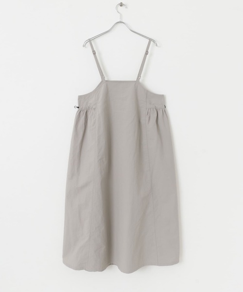 EKAL（エカル）の「『撥水/UVカット/UR TECH』ナイロンタッサーキャミワンピース（ワンピース・レディース・グレー/ベージュ系その他・ONE）」の8枚目の写真