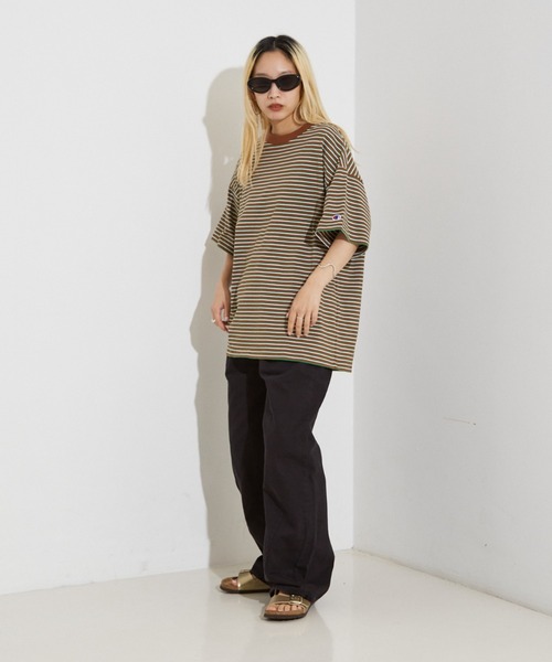 Champion(チャンピオン)の「【WEB限定】Champion ボーダー Tシャツ(Tシャツ/カットソー・レディース・ブラウン/ネイビー・フリー)」の3枚目の写真