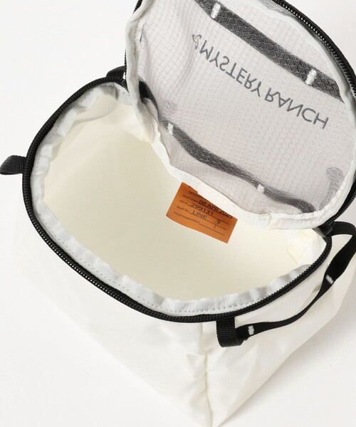 BEAMS BOY(ビームスボーイ)の「MYSTERY RANCH / MISSION PACKING CUBE S(ポーチ・レディース・ブラック/ホワイト・ONE SIZE)」の4枚目の写真