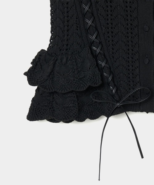 tanakadaisuke(タナカダイスケ)の「【tanakadaisuke/タナカダイスケ】lace up ribbon knit camisole/レースアップリボンニットキャミソール(キャミソール・レディース・ブラック/アイボリー・FREE)」の11枚目の写真
