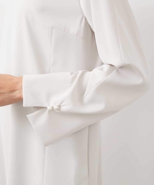 MICHEL KLEIN(ミッシェル・クラン)の「袖口パールワンピース(ワンピース・レディース・ブラック/グレー・38)」の6枚目の写真