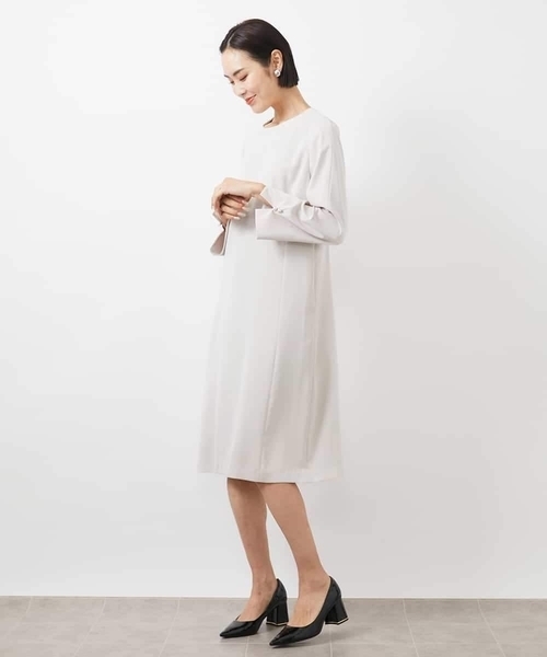 MICHEL KLEIN(ミッシェル・クラン)の「袖口パールワンピース(ワンピース・レディース・ブラック/グレー・38)」の12枚目の写真