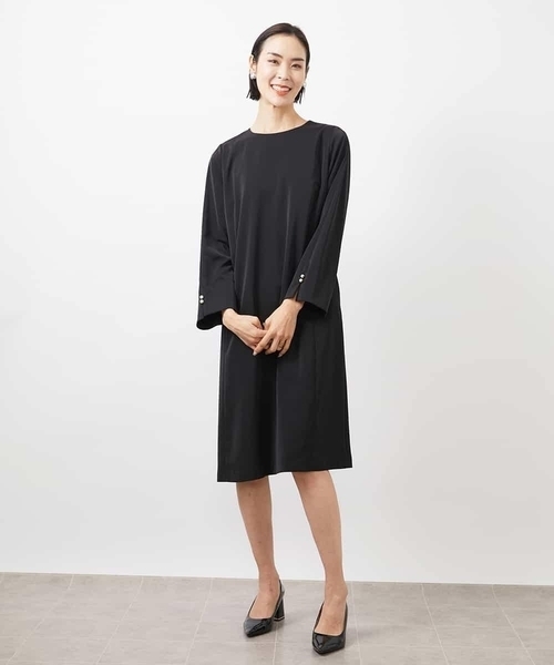 MICHEL KLEIN(ミッシェル・クラン)の「袖口パールワンピース(ワンピース・レディース・ブラック/グレー・38)」の15枚目の写真