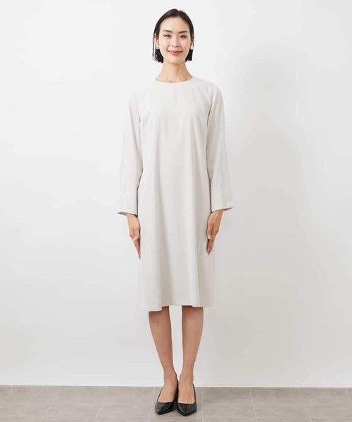 MICHEL KLEIN(ミッシェル・クラン)の「袖口パールワンピース(ワンピース・レディース・ブラック/グレー・38)」の19枚目の写真