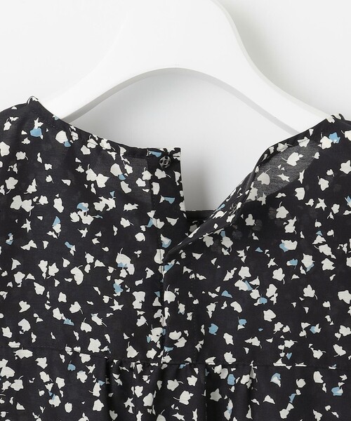 J.PRESS Ladies(J.プレス レディス)の「【洗える】スパンローンフラワープリント クルーネック ブラウス(シャツ/ブラウス・レディース・アイボリー系5/ネイビー系5・XS)」の14枚目の写真