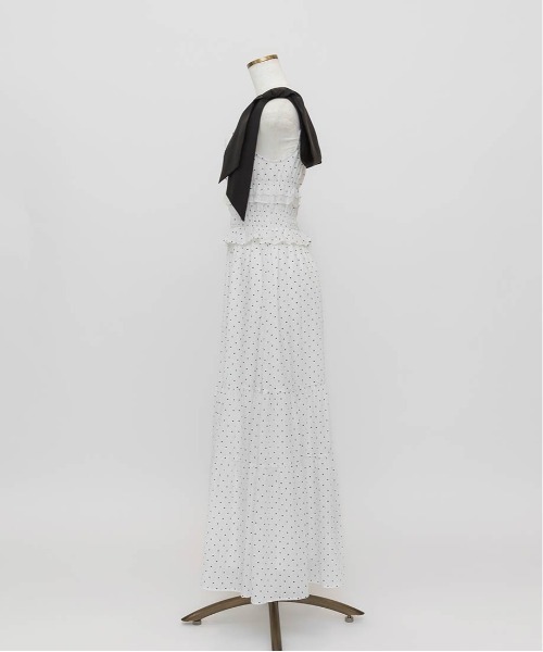 RANDA（ランダ）の「ショルダーリボンワンピース（ワンピース・レディース・ブラック/ホワイト/ピンク/ベージュ・1/0）」の6枚目の写真