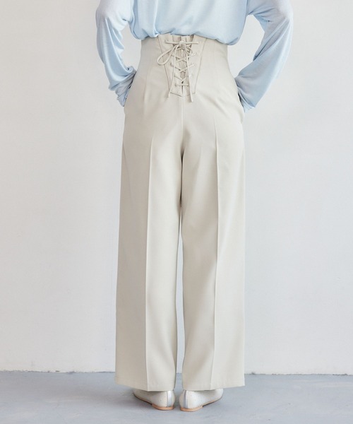 mysty woman（ミスティウーマン）の「バックレースアップストレートパンツ 329042（スラックス・レディース・グリーン/グレー/ブラック・FREE）」の3枚目の写真