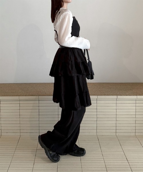 on:nue（オンニュ）の「【on:nue】レースフリルキャミワンピース（ワンピース・レディース・ブラック/ホワイト・FREE）」の18枚目の写真
