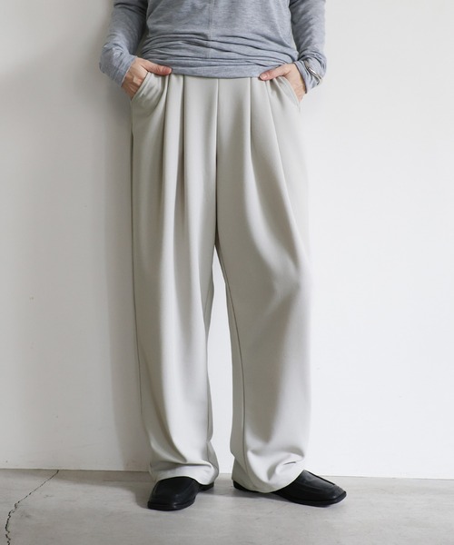 select MOCA（セレクトモカ）の「【丈長め】洗えるカットジョーゼットタックパンツ（スラックス・レディース・ブルー/ライトグレー/ブラック・SMALL/MEDIUM）」の2枚目の写真