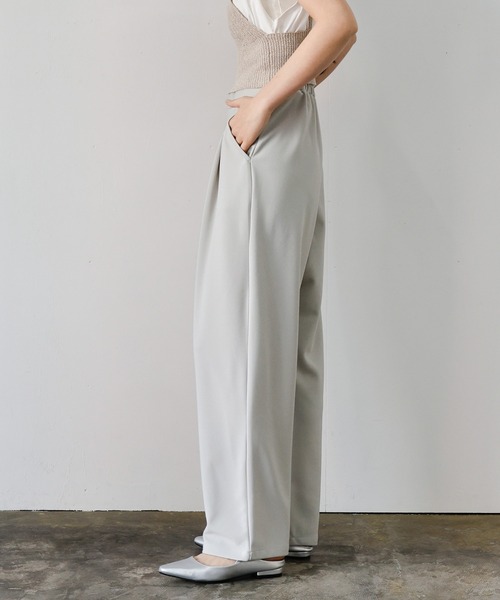 select MOCA（セレクトモカ）の「【丈長め】洗えるカットジョーゼットタックパンツ（スラックス・レディース・ブルー/ライトグレー/ブラック・SMALL/MEDIUM）」の15枚目の写真