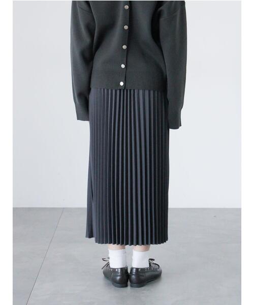 Lugnoncure（ルノンキュール）の「【選べる着丈】無地/柄アソートプリーツスカート（スカート・レディース・ベージュ/ネイビー/チャコールグレー/ブラック/カーキ・ﾌﾘｰ(L)/ﾌﾘｰ(M)）」の12枚目の写真