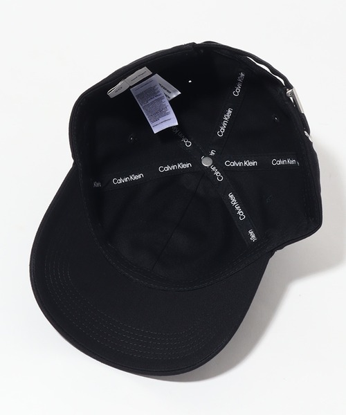 Calvin Klein(カルバン・クライン)の「【Calvin Klein/カルバンクライン】6 PANEL SMALL MONOGRAM BASEBALL CAP/コットンツイル スモール モノグラムキャップ(キャップ・メンズ・ブラック/アイボリー/ホワイト/チャコールグレー・ONE SIZE)」の6枚目の写真