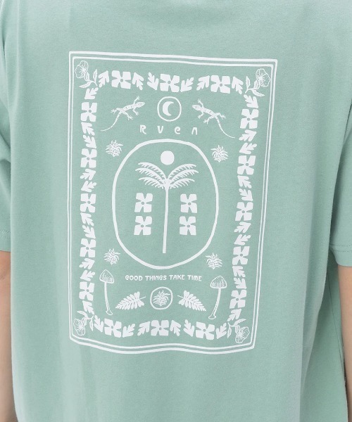 RVCA(ルーカ)の「RVCA レディース LUCKY DREAM LOOSE FIT SS TEE Tシャツ 【2025年春夏モデル】/ルーカバックプリント半袖Tシャツ(Tシャツ/カットソー・レディース・ミント/ブラック/ホワイト系その他・MEDIUM/SMALL/LARGE)」の4枚目の写真