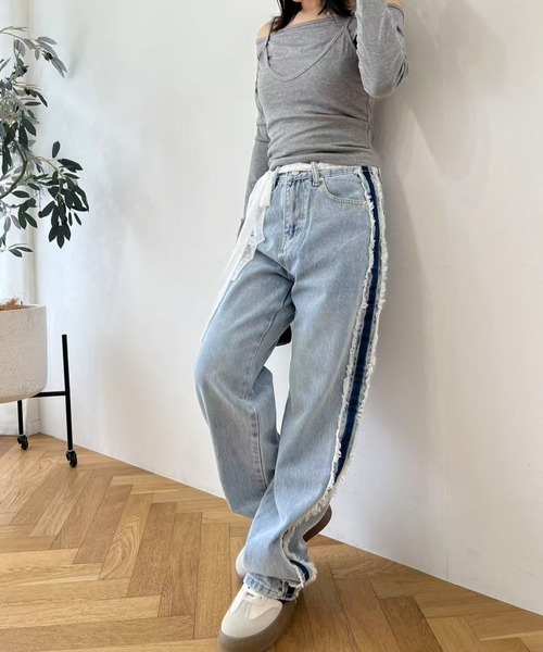 mebole(メボレ)の「サイドラインデニムパンツ(デニムパンツ・レディース・ブルー・LARGE/MEDIUM)」の14枚目の写真