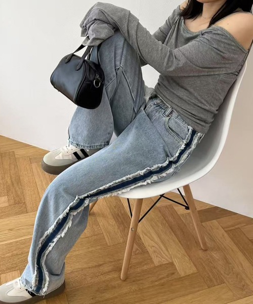 mebole(メボレ)の「サイドラインデニムパンツ(デニムパンツ・レディース・ブルー・LARGE/MEDIUM)」の12枚目の写真