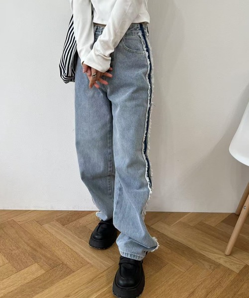 mebole(メボレ)の「サイドラインデニムパンツ(デニムパンツ・レディース・ブルー・LARGE/MEDIUM)」の6枚目の写真