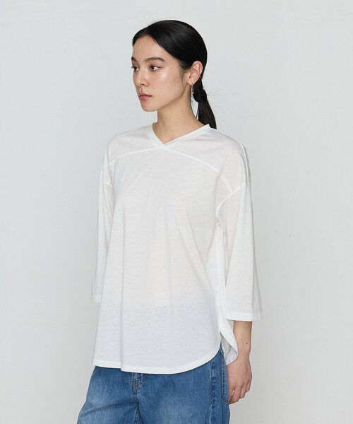 COMME CA（コムサ）の「36Gポリエステル／レーヨン天竺 Vネックカットソー（Tシャツ/カットソー・レディース・グレー/ホワイト/チャコール・FREE）」の9枚目の写真