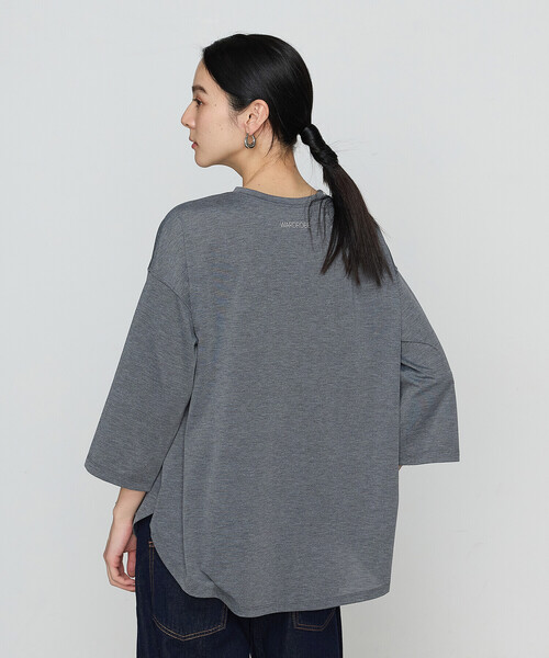 COMME CA（コムサ）の「36Gポリエステル／レーヨン天竺 Vネックカットソー（Tシャツ/カットソー・レディース・グレー/ホワイト/チャコール・FREE）」の17枚目の写真