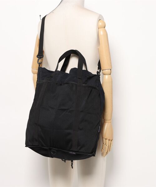 Gramicci（グラミチ）の「★GRAMICCI★NYLON PACKABLE EXPLORER TOTE（トートバッグ・メンズ・オリーブ/グレー系その他/ブラック/ネイビー・FREE）」の5枚目の写真