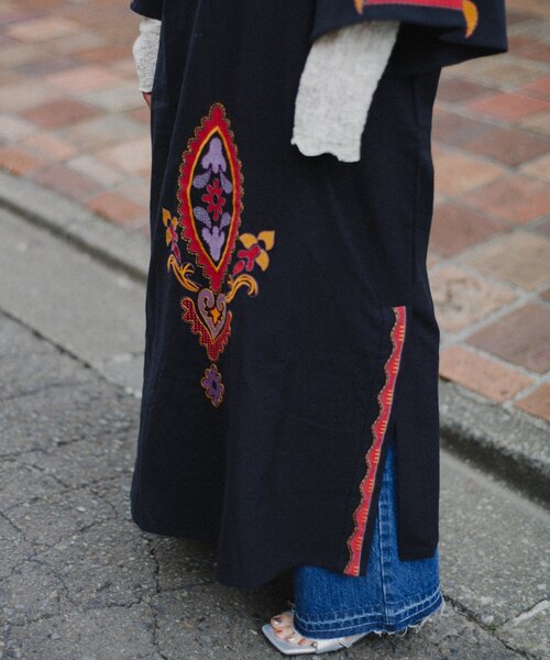 CIAOPANIC TYPY（チャオパニックティピー）の「【aguni】エンブロイダリーIラインワンピ（ワンピース・レディース・ブラック/ブラウン・ONE SIZE）」の3枚目の写真