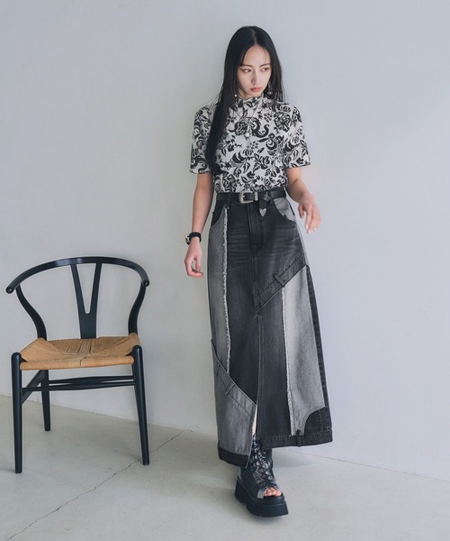 HARE(ハレ)の「フラワーフロッキートップス(HARE)(Tシャツ/カットソー・レディース・グレー/ホワイト/ブラック・FREE)」の4枚目の写真