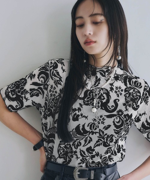 HARE(ハレ)の「フラワーフロッキートップス(HARE)(Tシャツ/カットソー・レディース・グレー/ホワイト/ブラック・FREE)」の15枚目の写真