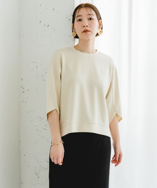 F by ROSSO(エフバイロッソ)の「F by ROSSO ダンボールコクーンプルオーバー(Tシャツ/カットソー・レディース・ネイビー/ベージュ・FREE)」の2枚目の写真