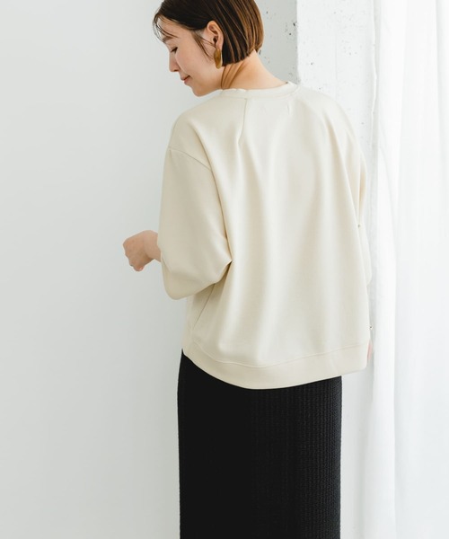 F by ROSSO(エフバイロッソ)の「F by ROSSO ダンボールコクーンプルオーバー(Tシャツ/カットソー・レディース・ネイビー/ベージュ・FREE)」の4枚目の写真