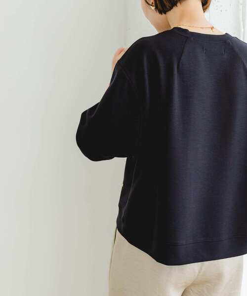 F by ROSSO(エフバイロッソ)の「F by ROSSO ダンボールコクーンプルオーバー(Tシャツ/カットソー・レディース・ネイビー/ベージュ・FREE)」の20枚目の写真