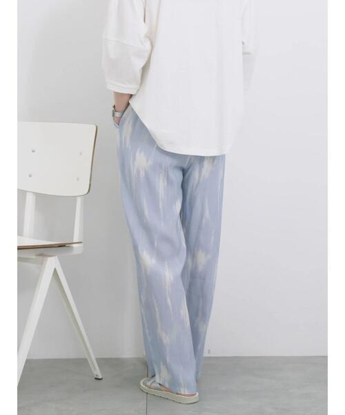 Samansa Mos2 blue（サマンサモスモスブルー）の「【接触冷感】水彩柄イージーパンツ（その他パンツ・レディース・ピンク/グレー/ブルー・F）」の21枚目の写真