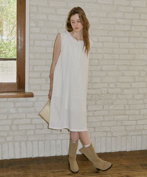 GIUNON（ジウノン）の「embroidery hem tank dress / エンブロイダリーヘムタンクドレス（ワンピース・レディース・ブラック/ホワイト・FREE）」の3枚目の写真