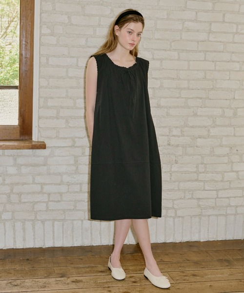 GIUNON（ジウノン）の「embroidery hem tank dress / エンブロイダリーヘムタンクドレス（ワンピース・レディース・ブラック/ホワイト・FREE）」の19枚目の写真