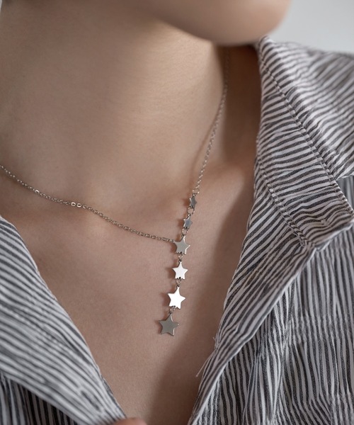UNE MANSION（ユヌマンション）の「星座モチーフスターチェーンジュエリーシルバーネックレス（ネックレス・レディース・シルバー・FREE）」の4枚目の写真