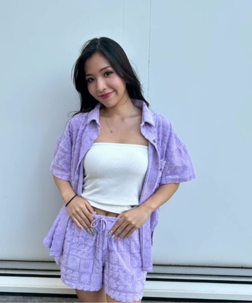 ROXY(ロキシー)の「SUNBATHING SHIRT /ロキシー総柄パイル開襟シャツ(シャツ/ブラウス・レディース・ネイビー/パープル/オレンジ・SMALL)」の1枚目の写真