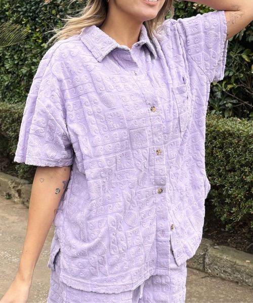 ROXY(ロキシー)の「SUNBATHING SHIRT /ロキシー総柄パイル開襟シャツ(シャツ/ブラウス・レディース・ネイビー/パープル/オレンジ・SMALL)」の7枚目の写真