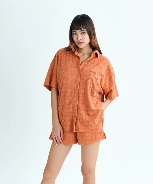 ROXY(ロキシー)の「SUNBATHING SHIRT /ロキシー総柄パイル開襟シャツ(シャツ/ブラウス・レディース・ネイビー/パープル/オレンジ・SMALL)」の16枚目の写真