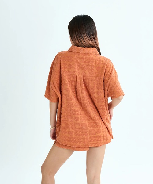ROXY(ロキシー)の「SUNBATHING SHIRT /ロキシー総柄パイル開襟シャツ(シャツ/ブラウス・レディース・ネイビー/パープル/オレンジ・SMALL)」の17枚目の写真