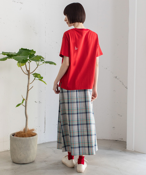 POU DOU DOU(プードゥドゥ)の「ミニロゴ刺繍カラーTシャツ(Tシャツ/カットソー・レディース・ターコイズブルー/レッド/オフホワイト/ネイビー/グリーン・M)」の20枚目の写真